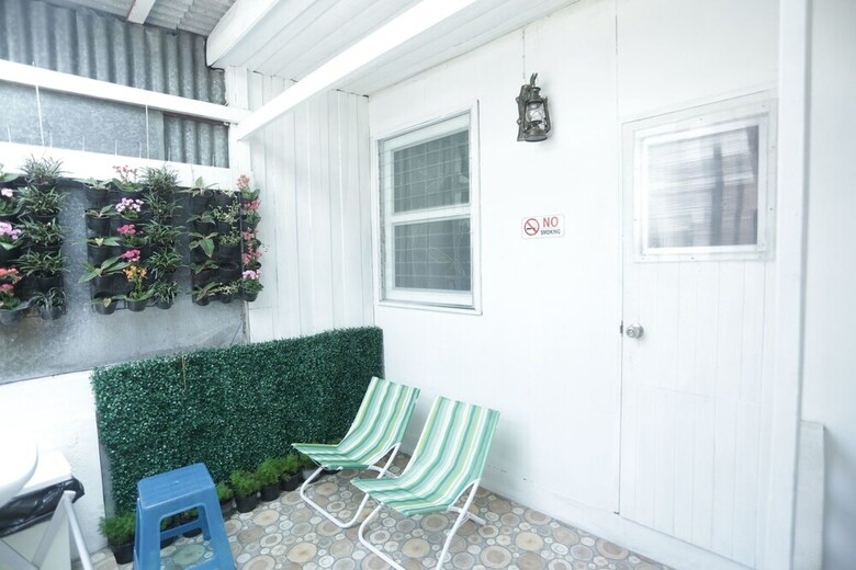 Hostal Tiger Lily Hostel