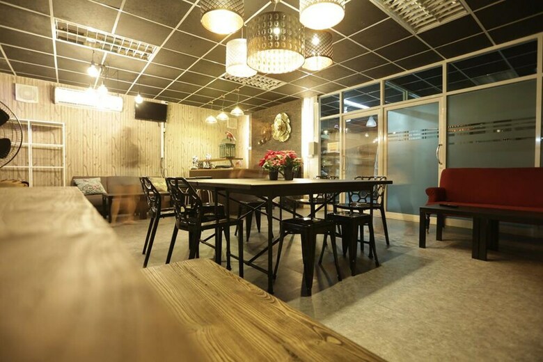 Hostal Tiger Lily Hostel