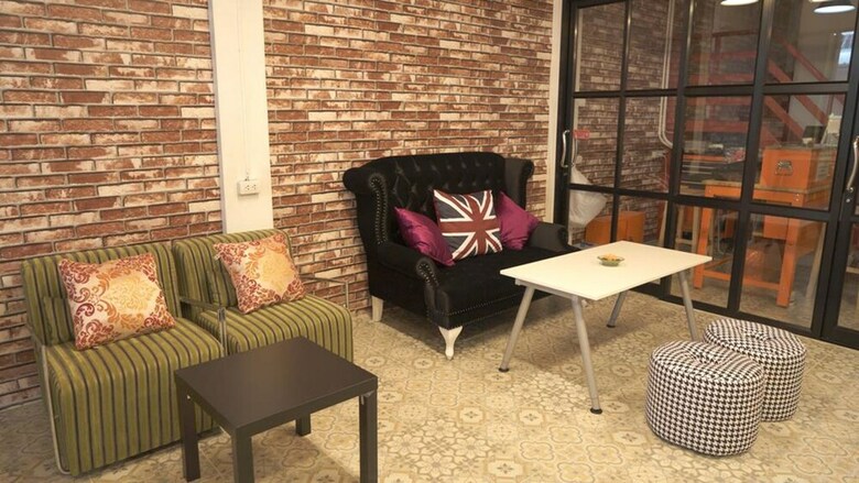 Hostal Tiger Lily Hostel