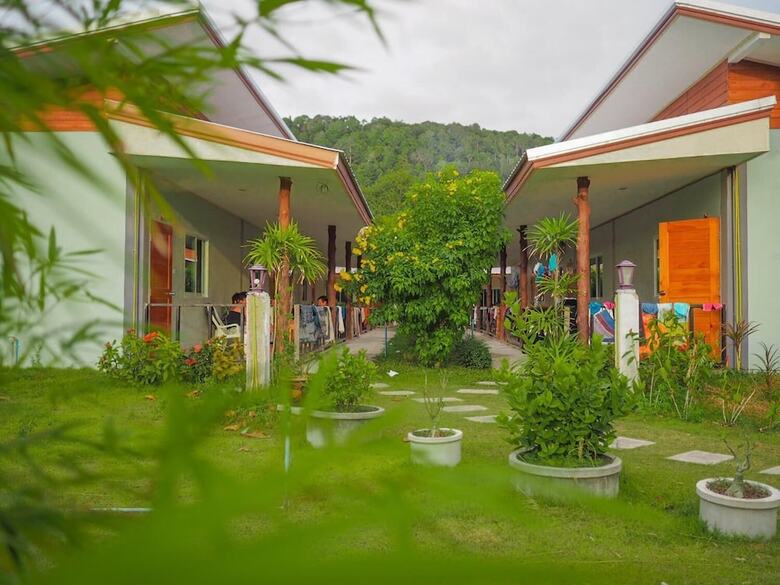 Hotel Lanta Smile Beach At Klong Dao