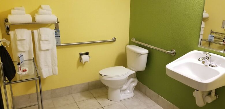 Hotel Microtel Inn & Suites By Wyndham Delphos