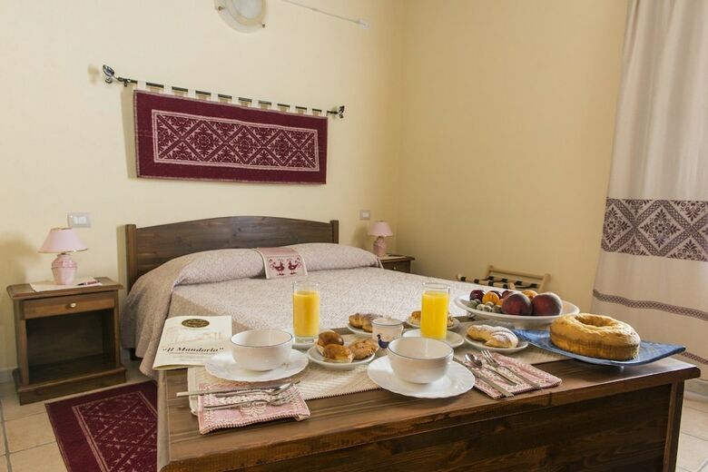 Hotel Albergo Diffuso Il Mandorlo