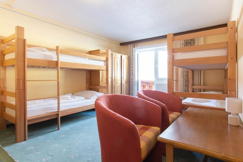 Hostal Jugendhaus Edelwei�