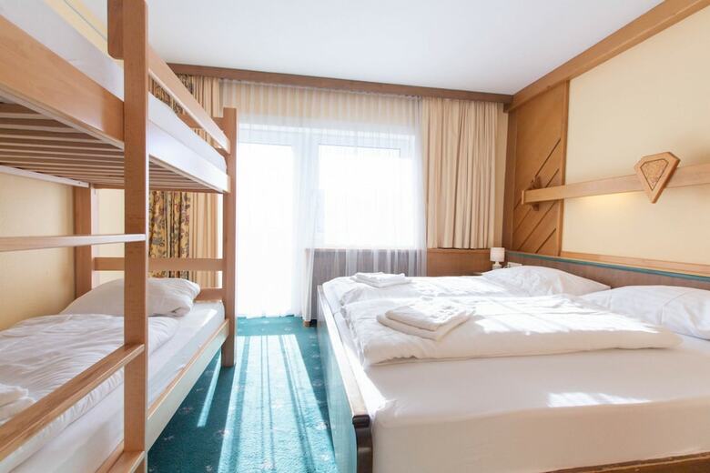 Hostal Jugendhaus Edelwei�