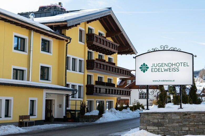 Hostal Jugendhaus Edelwei�