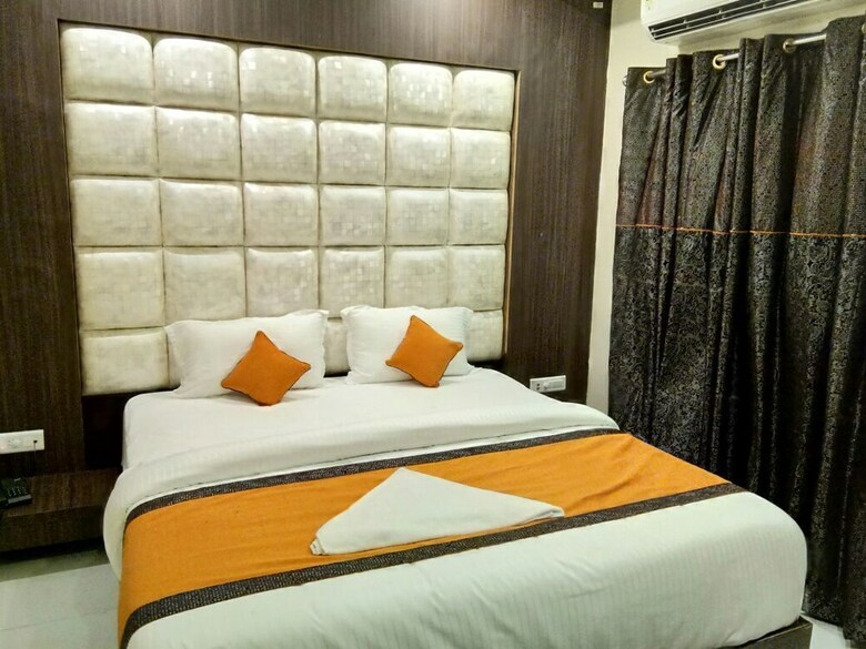 Hotel Vinayak