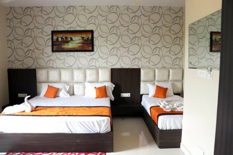 Hotel Vinayak