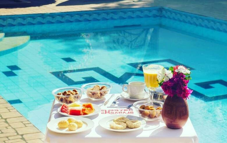 Hotel Maraj�