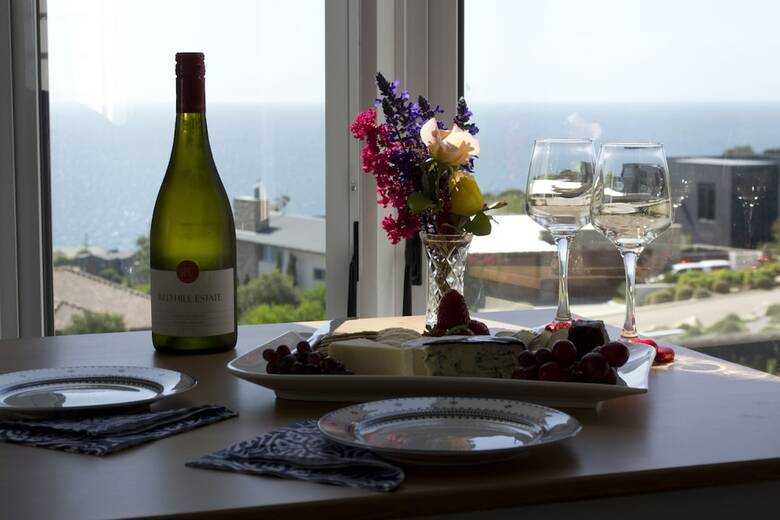 Bed & Breakfast Sapphire Shores Luxury Retreat