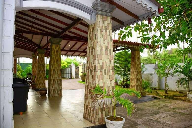 Hotel Shanthi Beach Resort