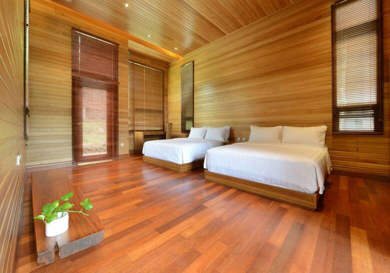 Hotel Spring Garden