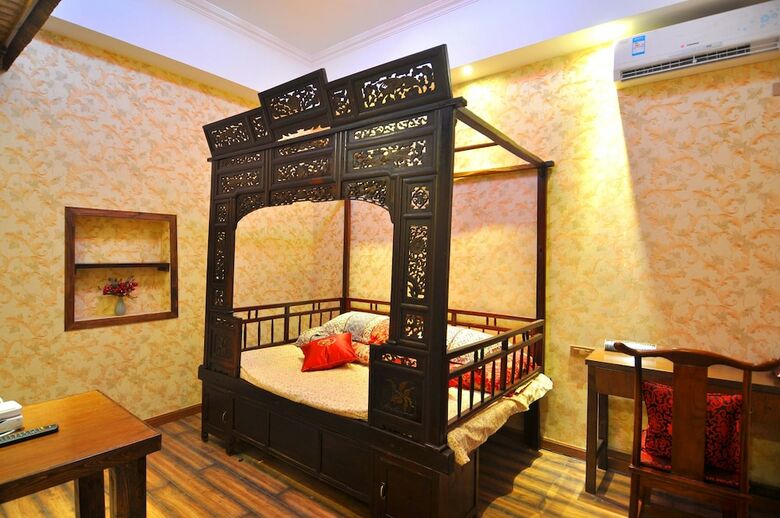 Posada Wuzhen Chenhui Impression Theme Inn