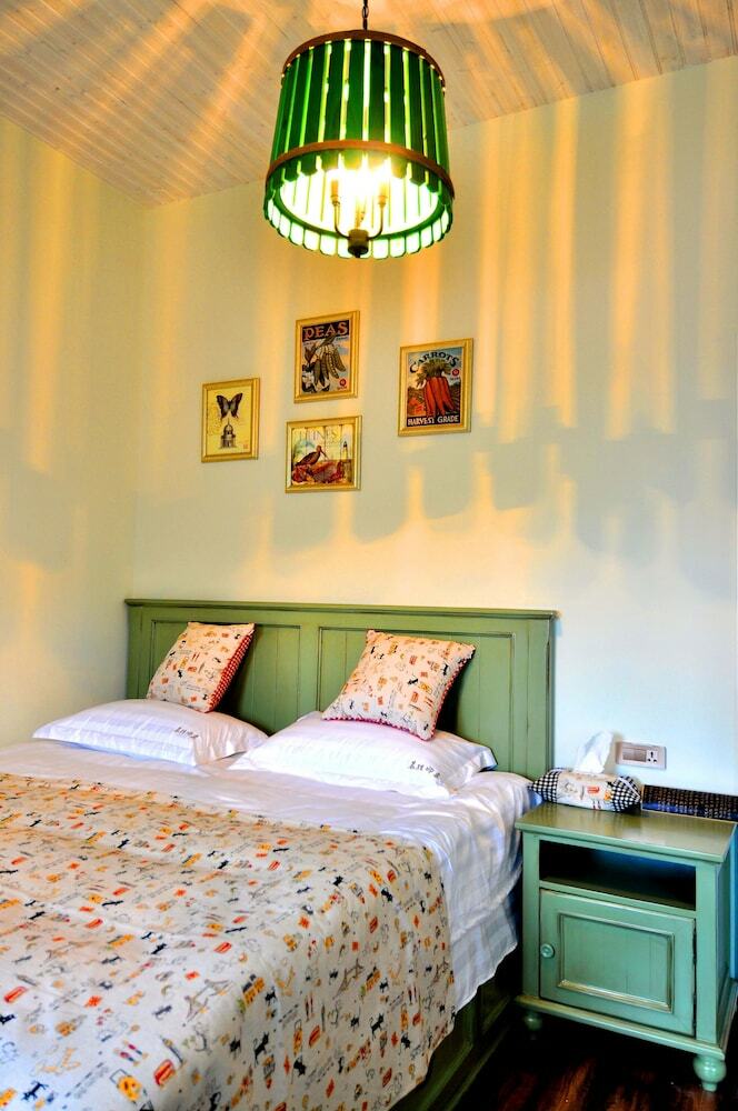 Posada Wuzhen Chenhui Impression Theme Inn