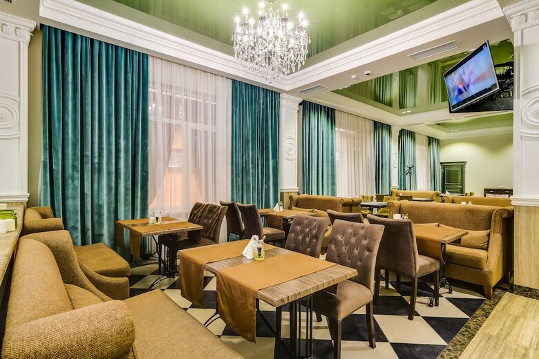 Palazzo Hotel