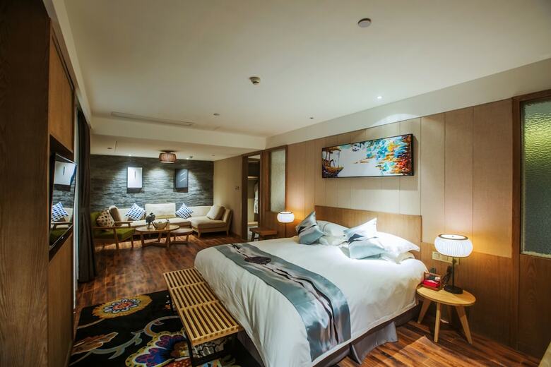 Wuzhen Mingli Hotel