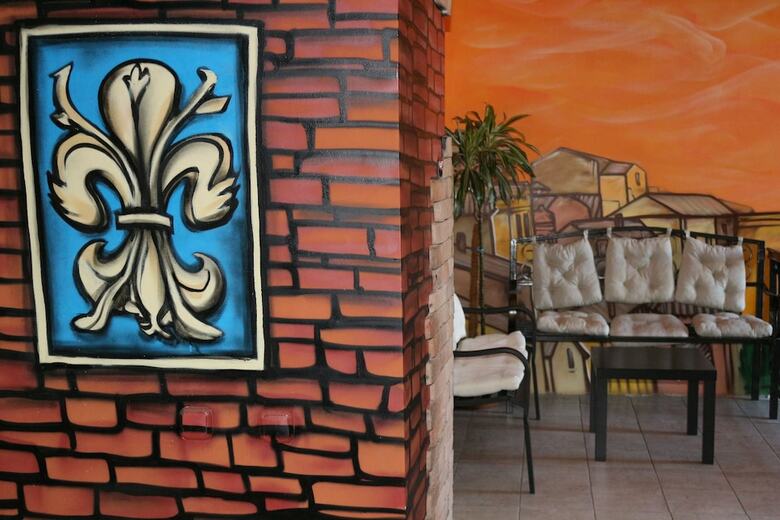 Hostal Gostiny Dvor Hotel - Hostel