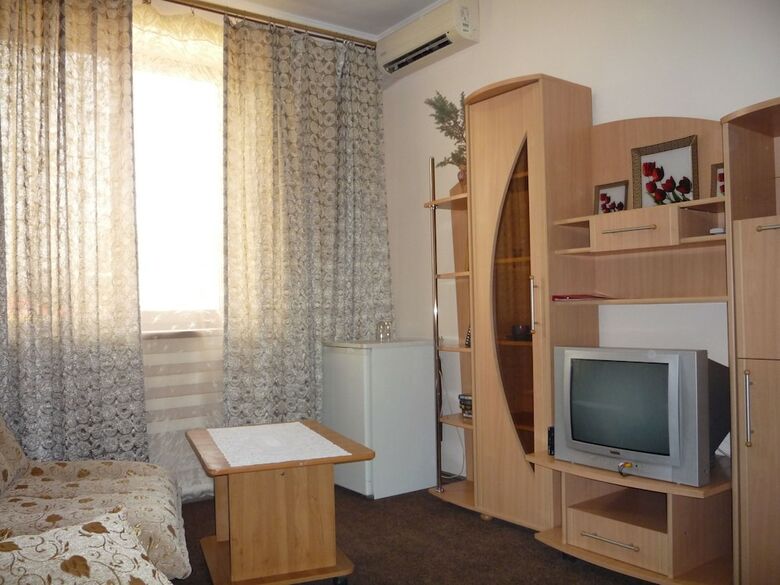 Hostal Gostiny Dvor Hotel - Hostel