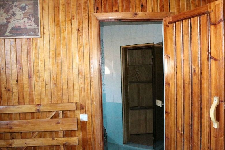 Hostal Gostiny Dvor Hotel - Hostel