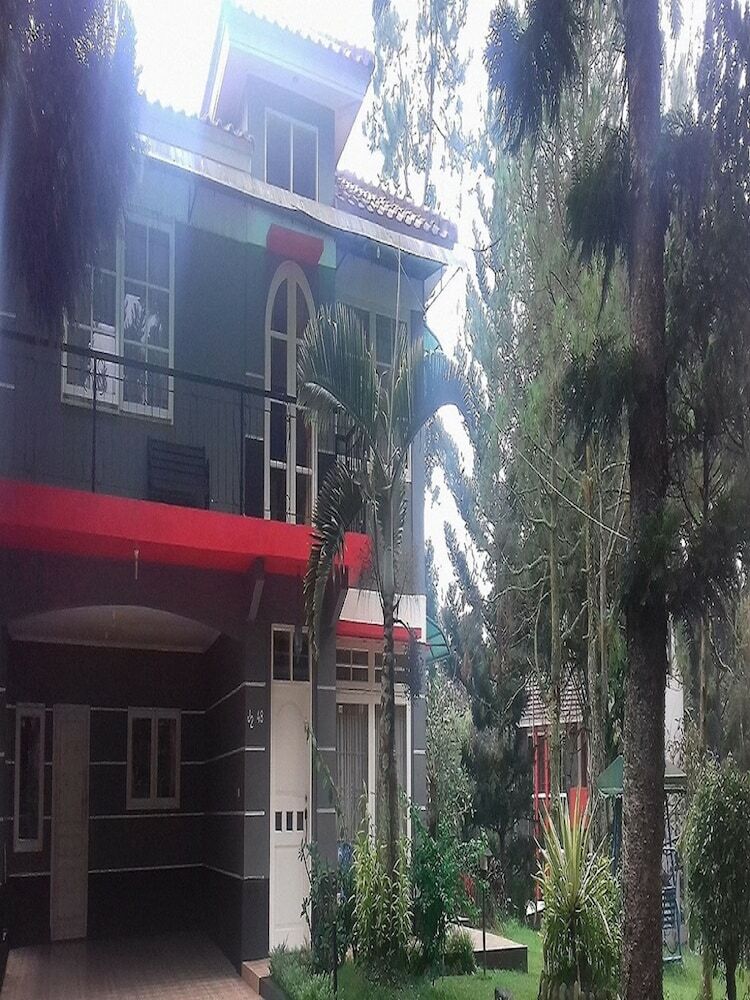 Villa Kota Bunga Tulip