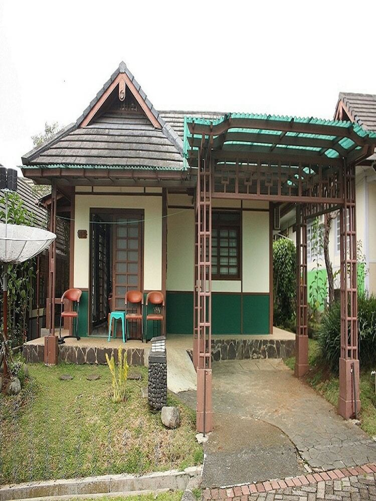 Villa Kota Bunga Semanggi