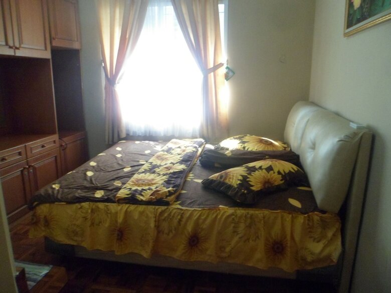 Villa Kota Bunga Camelia