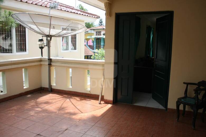Villa Kota Bunga Sakura