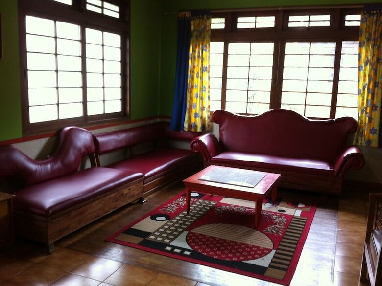 Villa Kota Bunga Seruni
