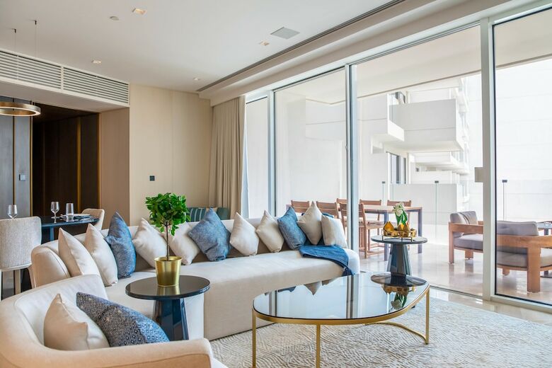 Maison Privee - Five Residence