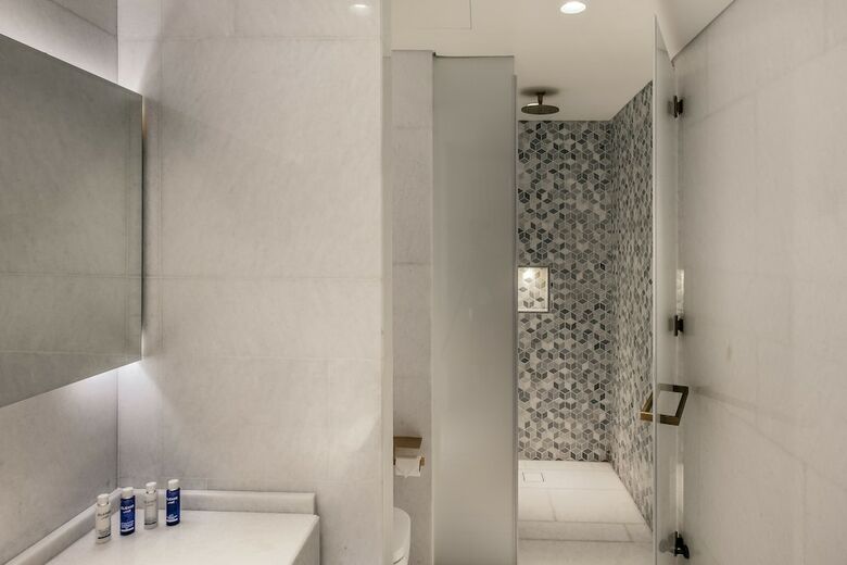 Maison Privee - Five Residence