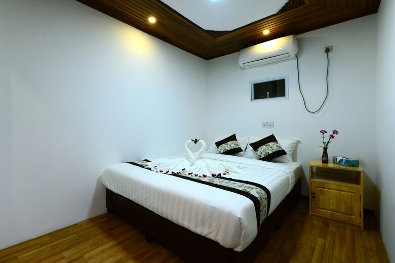 Hostal Backpacker Hostel - Adults Only