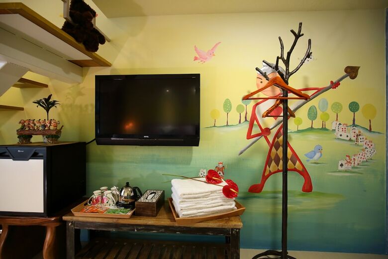 The Wonderland B&B