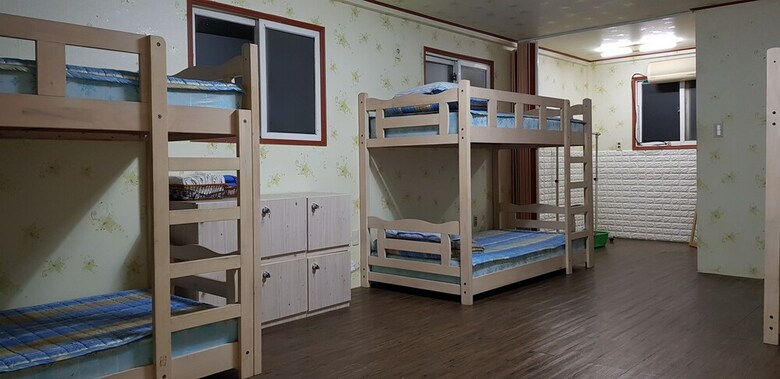 Hostal Jun House - Hostel