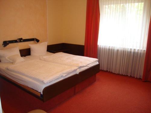 Hotel March� H�nxe Ost