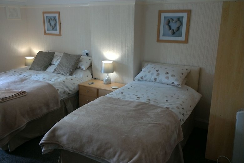 Hotel Mayvene