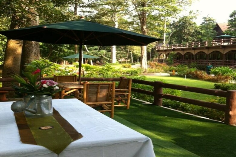 Hotel Khao Nam Fah Resort