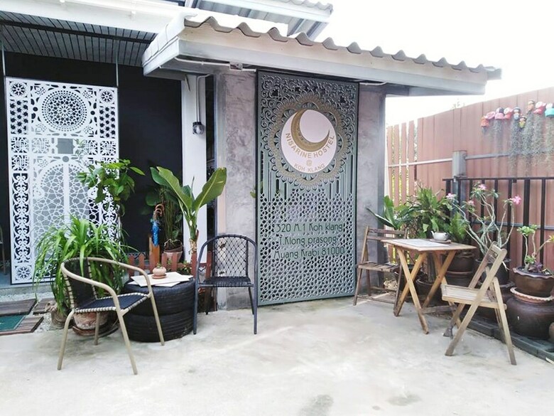Hostal Nisarine Homestay @ Koh Klang