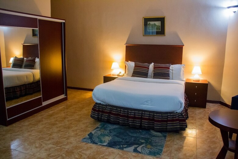 The Palmview Manor Hotel