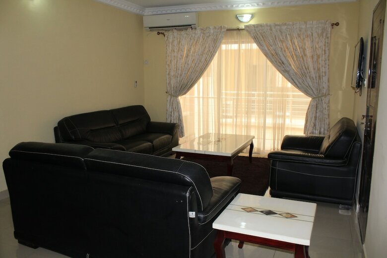 Hotel The Habitat Suites & Apartments