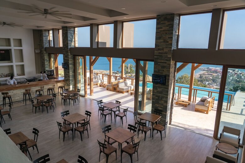Satama Hotel