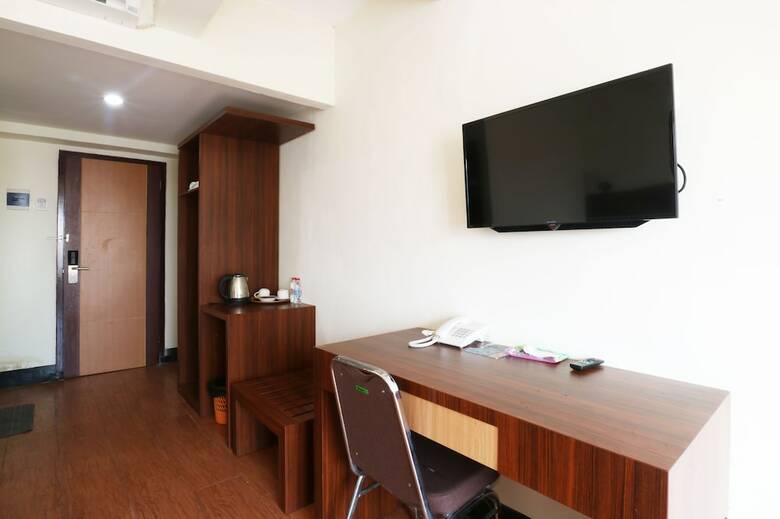 D'boegis Hotel