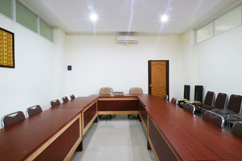 D'boegis Hotel