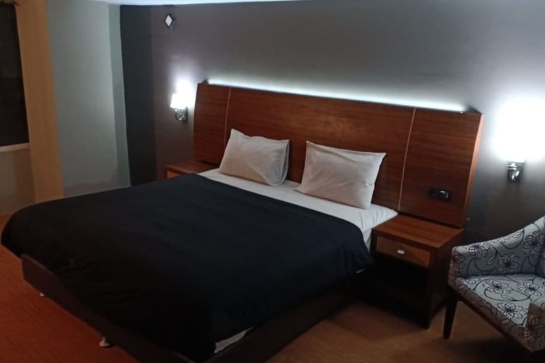 D'boegis Hotel