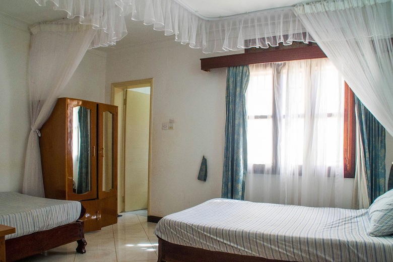 Crown Hotel Hoima