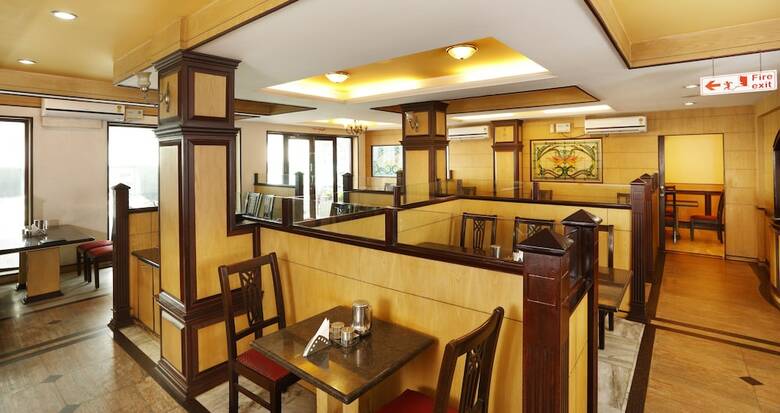 Sri Aarvee Hotels