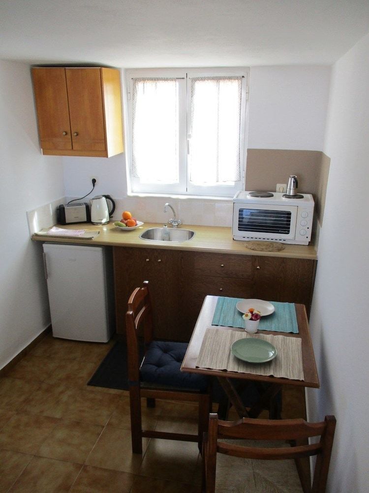 Aparthotel Theodosia Studios