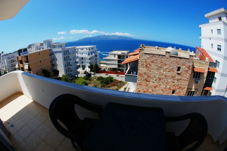 Hotel Eleana