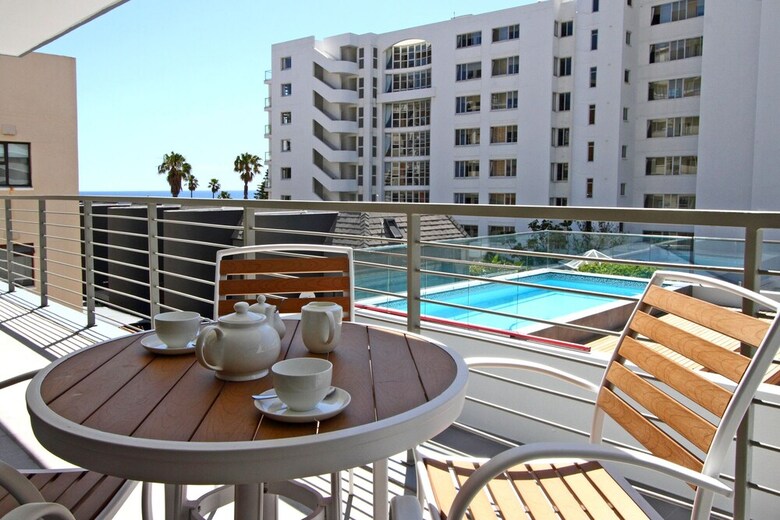 Fairmont 201 - Two Bedroom Apartment, Sleeps 4