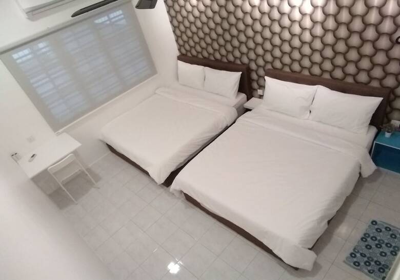 H & H Guesthouse 2