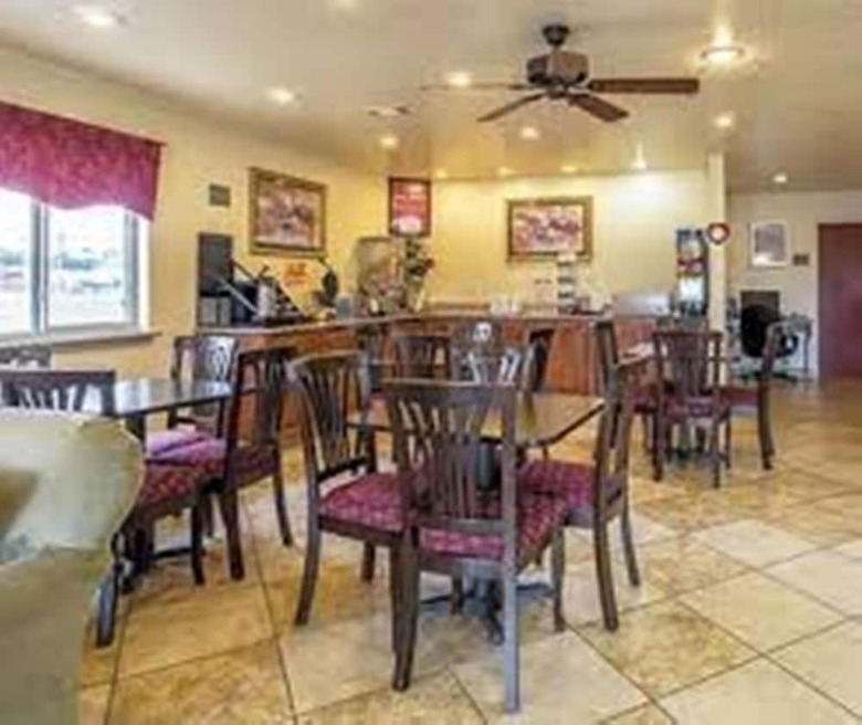 Hotel Econo Lodge Inn & Suites Searcy