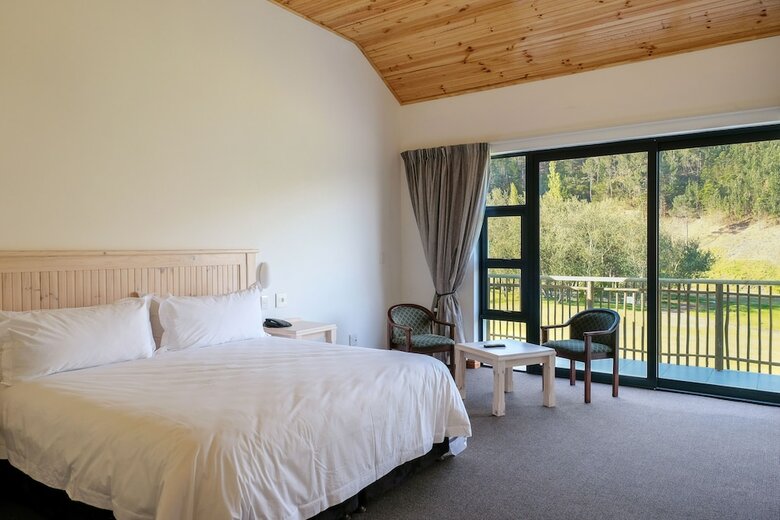 Houw Hoek Hotel